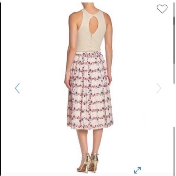 Endless Rose Floral Pleated Skirt - Picture 5 of 9